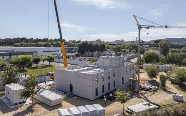 Sistema híbrido CREE Buildings no Instituto Politécnico de Valença