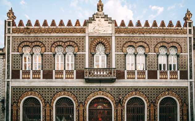 Porto: Edifício Árabe acolhe espaço coworking DeHouse Downtown