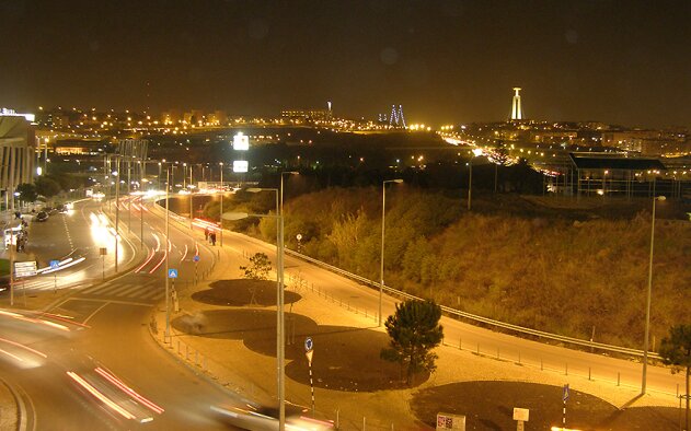 Crise habitacional está a ganhar proporções incontroláveis - denuncia presidente do município de Almada