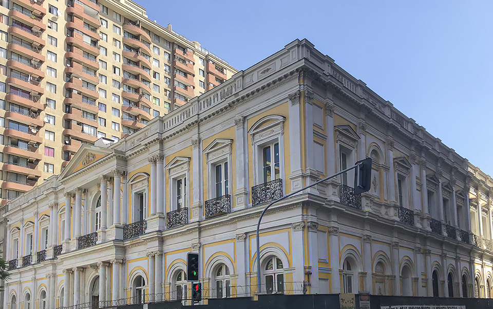 01 - KALAM_Chile_Santiago_Palacio_Pereira.jpg