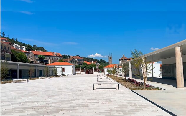 Reabilitado Mercado de Fornos de Algodres abre-se à população e à paisagem da Serra da Estrela