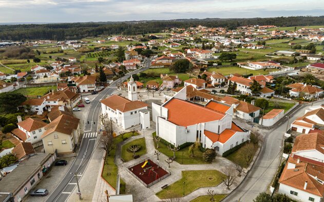 Câmara de Leiria vai investir meio milhão de euros em habitação social no Coimbrão